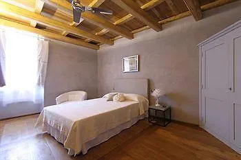Boutique Residenza 3* Farnese